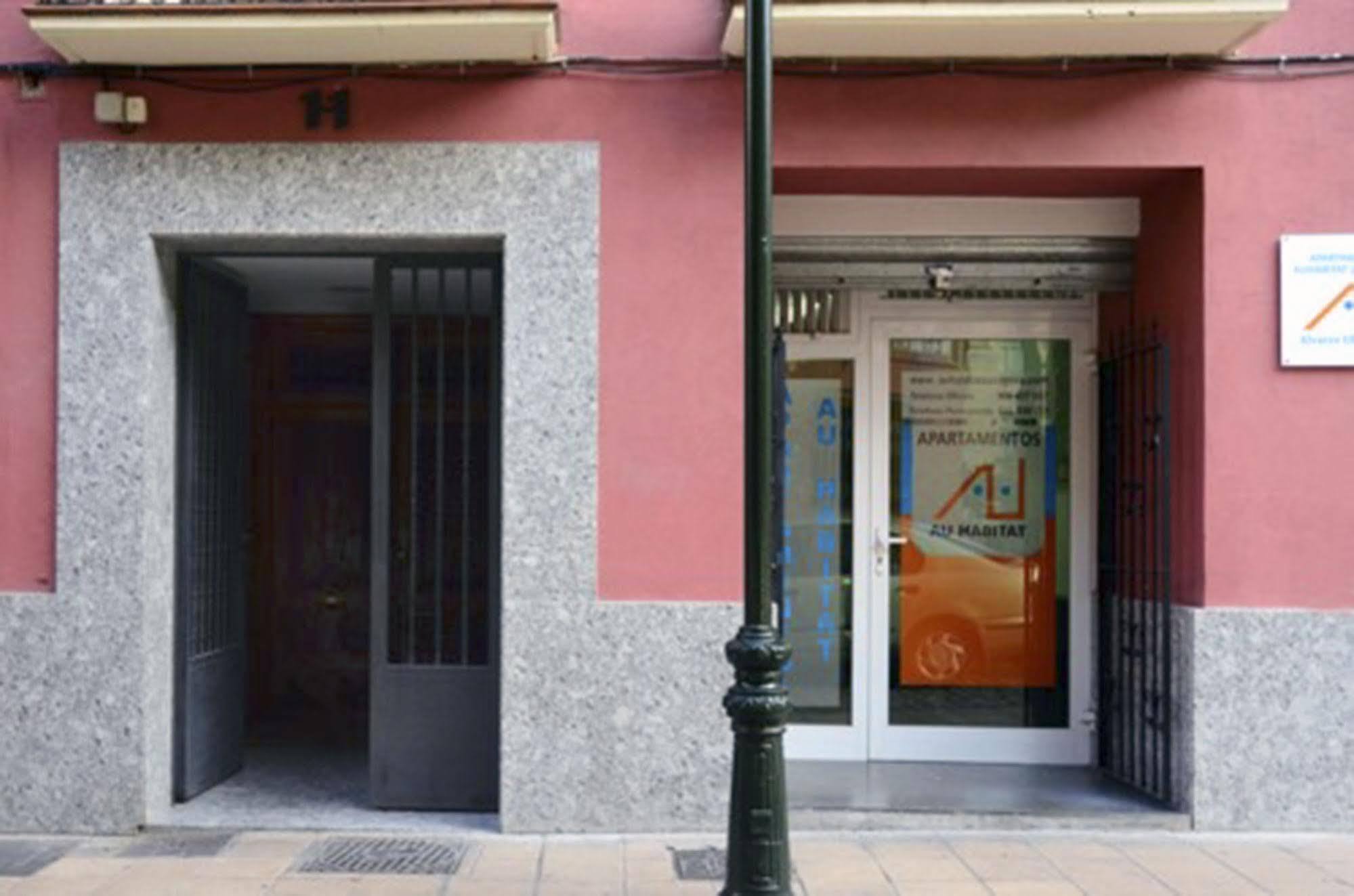 Apartamentos Auhabitat Zaragoza, Edificio De Apartamentos Turisticos 外观 照片