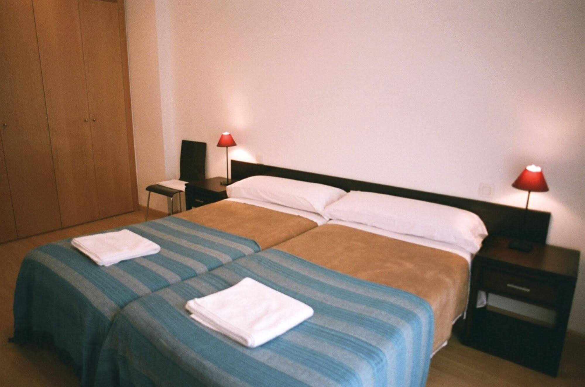 Apartamentos Auhabitat Zaragoza, Edificio De Apartamentos Turisticos 外观 照片