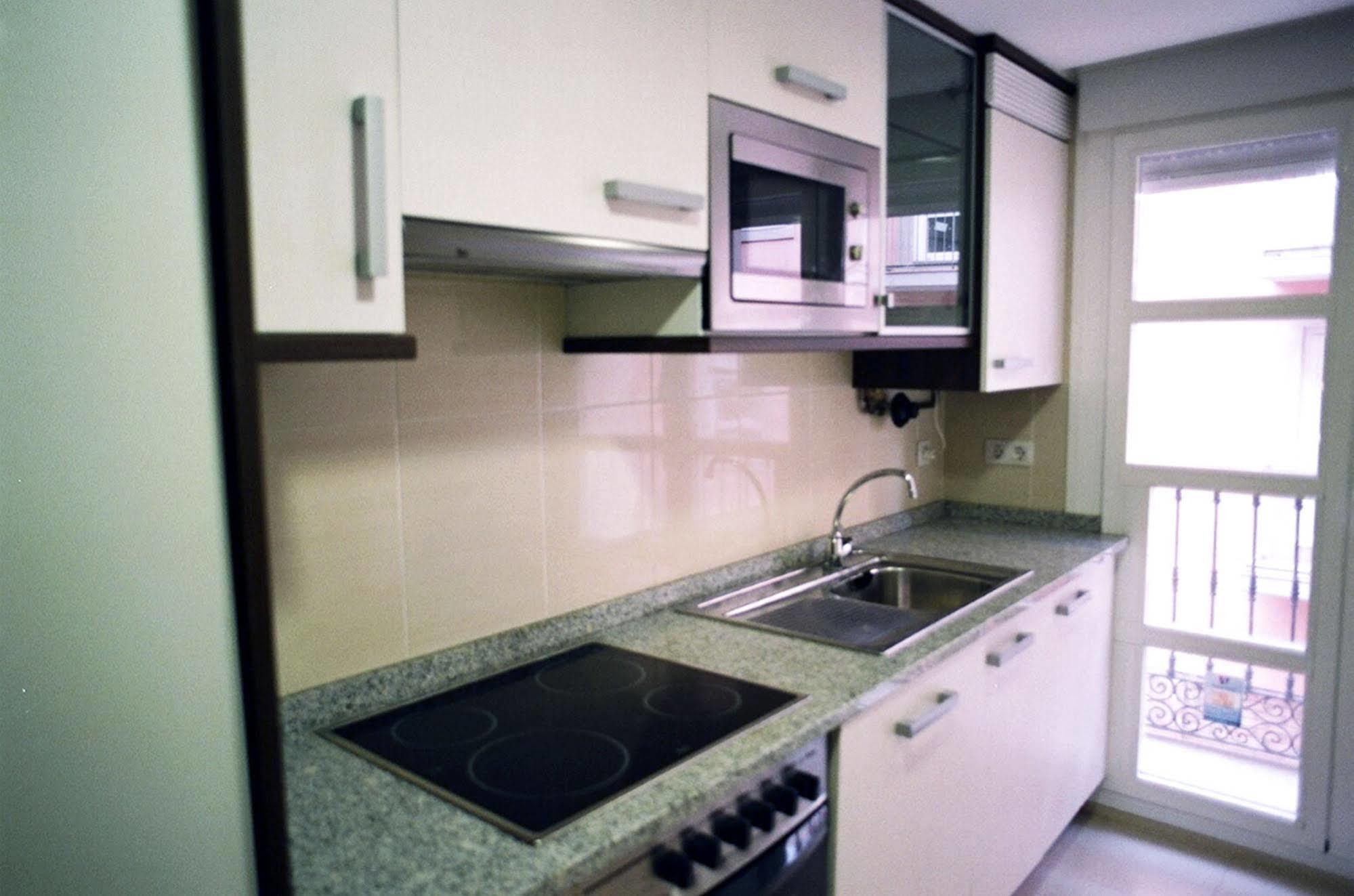 Apartamentos Auhabitat Zaragoza, Edificio De Apartamentos Turisticos 外观 照片