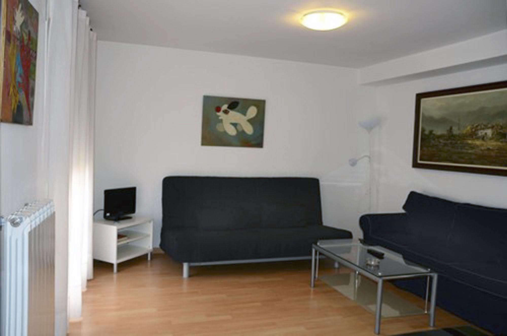 Apartamentos Auhabitat Zaragoza, Edificio De Apartamentos Turisticos 外观 照片